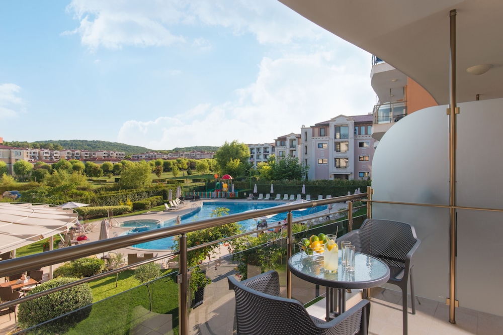 Hotel Miramar — Swimming pool in Sozopol, Burgas Region