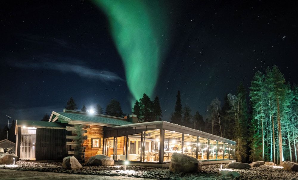 Vaattunki Wilderness Resort image