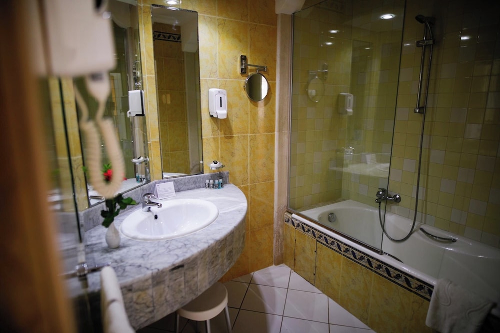 TMK L'Atrium Yasmine by Turismark — Hotel rooms in Hammamet, Nabeul