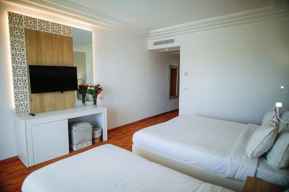 TMK L'Atrium Yasmine by Turismark — Hotel rooms in Hammamet, Nabeul