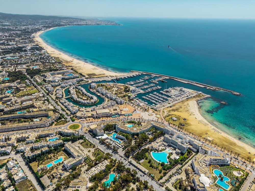 TMK L'Atrium Yasmine by Turismark — Beach in Hammamet, Nabeul