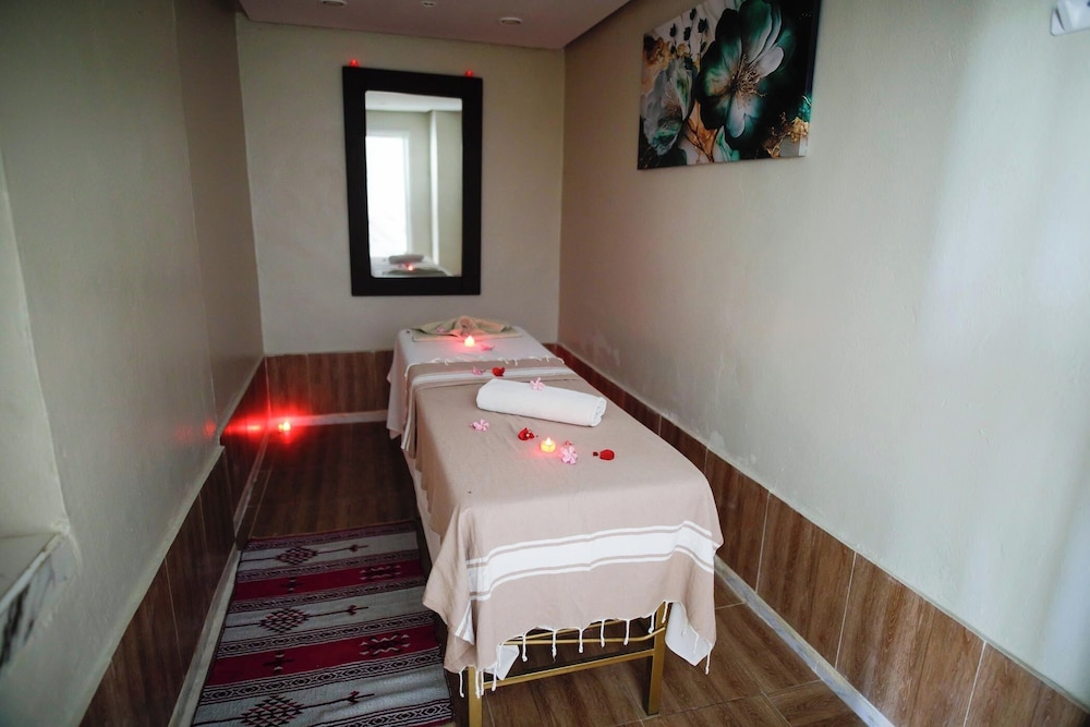 TMK L'Atrium Yasmine by Turismark — Spa in Hammamet, Nabeul