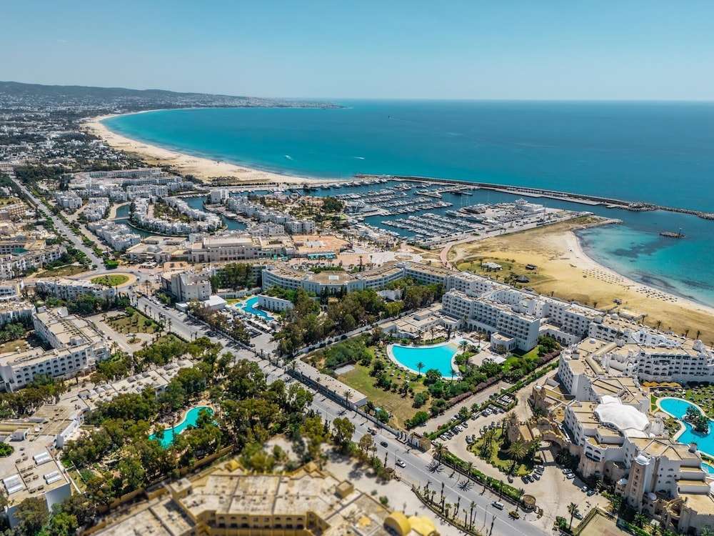 TMK L'Atrium Yasmine by Turismark — Beach in Hammamet, Nabeul