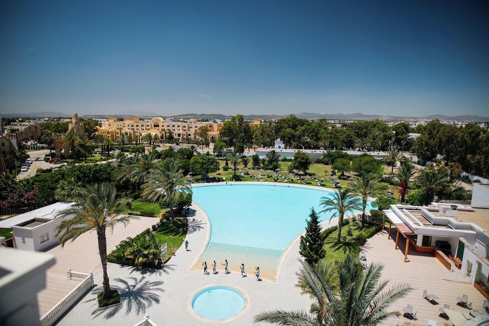 TMK L'Atrium Yasmine by Turismark — Swimming pool in Hammamet, Nabeul