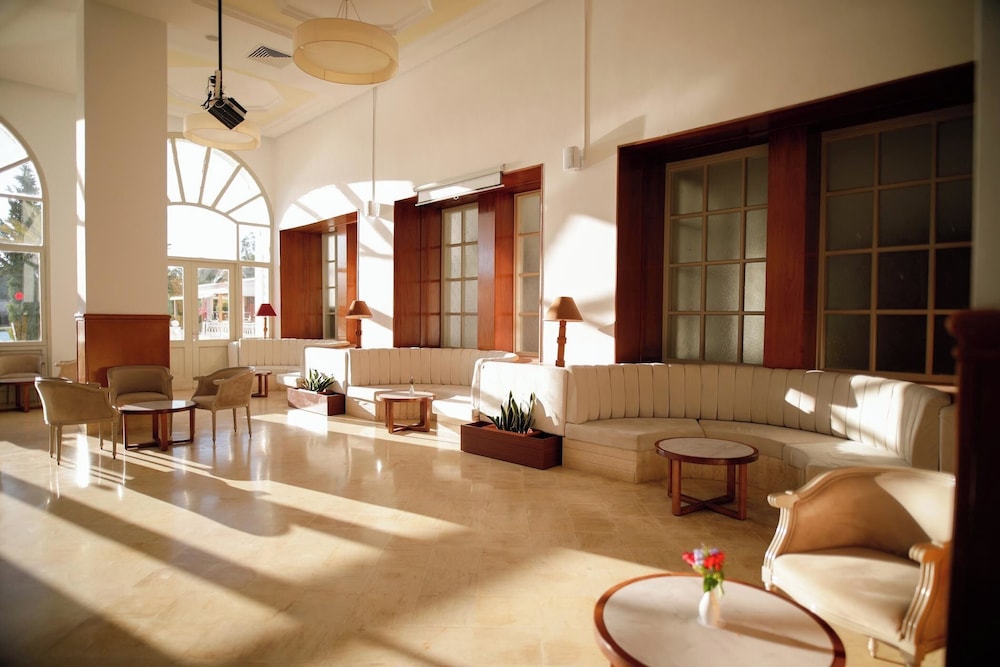 TMK L'Atrium Yasmine by Turismark — Hotel building in Hammamet, Nabeul