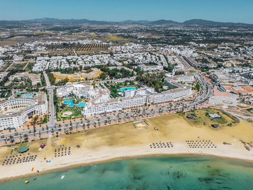 TMK L'Atrium Yasmine by Turismark — Beach in Hammamet, Nabeul