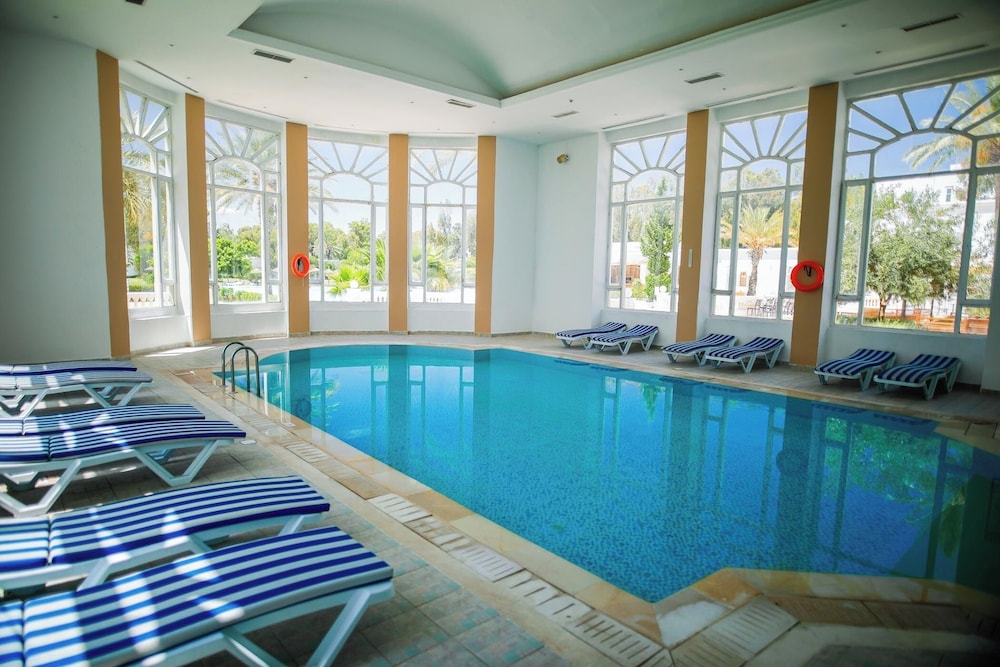 TMK L'Atrium Yasmine by Turismark — Swimming pool in Hammamet, Nabeul
