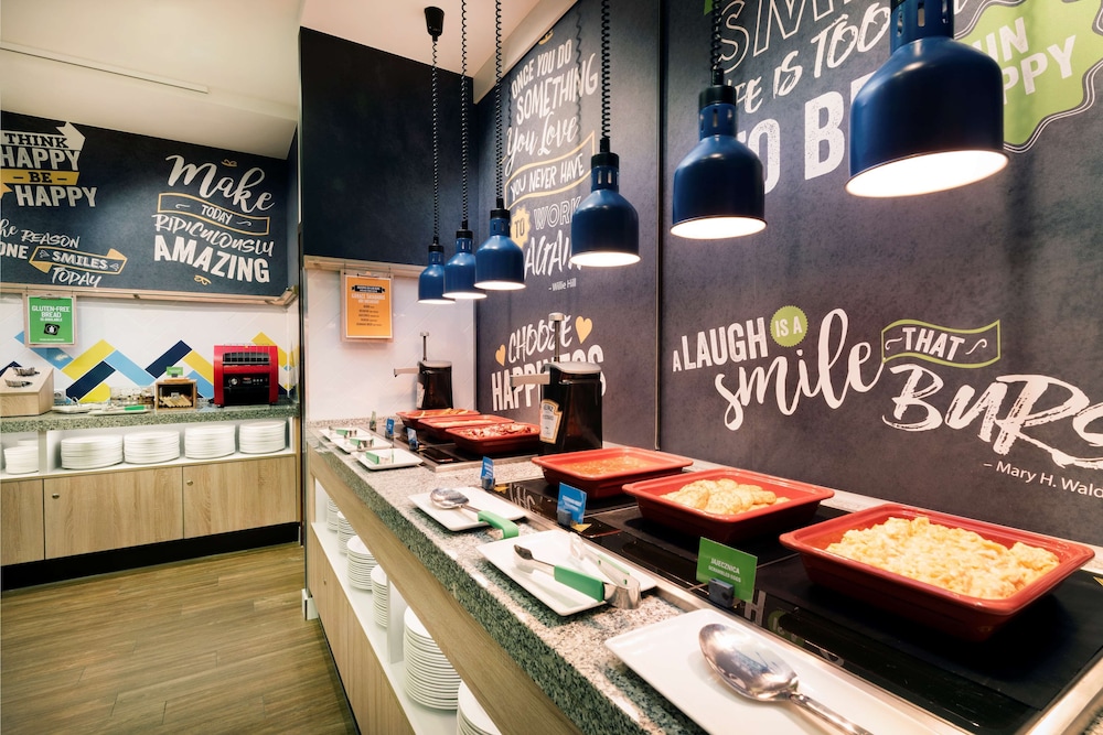 Hampton by Hilton Krakow — Restaurant & bars in Krakow, Lesser Poland