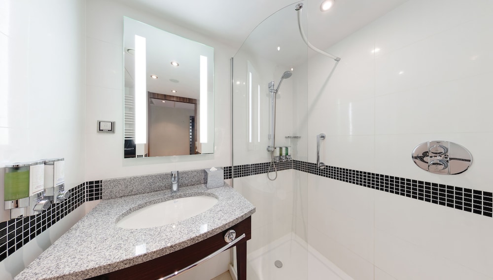 Hampton by Hilton Krakow — Hotel rooms in Krakow, Lesser Poland