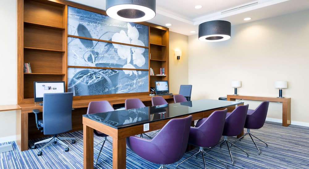 Hampton by Hilton Krakow — Hotel building in Krakow, Lesser Poland