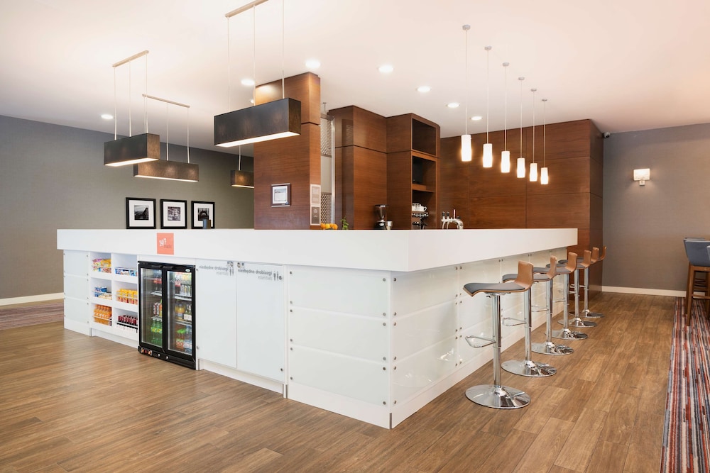 Hampton by Hilton Krakow — Restaurant & bars in Krakow, Lesser Poland