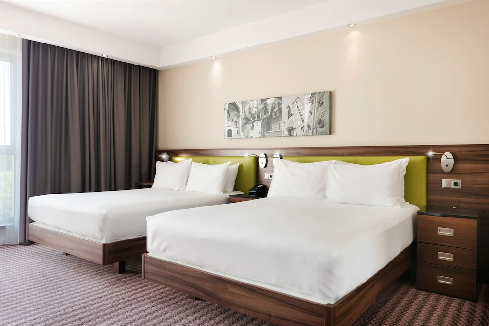 Hampton by Hilton Krakow — Hotel rooms in Krakow, Lesser Poland