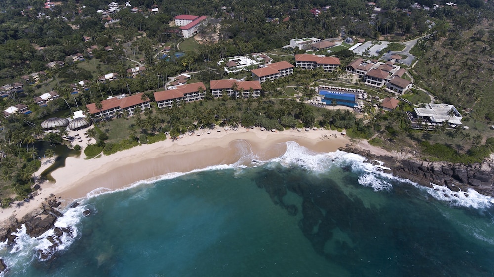 Anantara Peace Haven Tangalle Resort — Beach in Tangalle, Southern Province