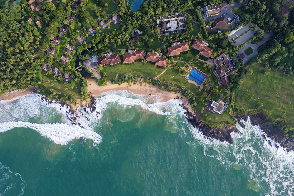 Anantara Peace Haven Tangalle Resort — Beach in Tangalle, Southern Province