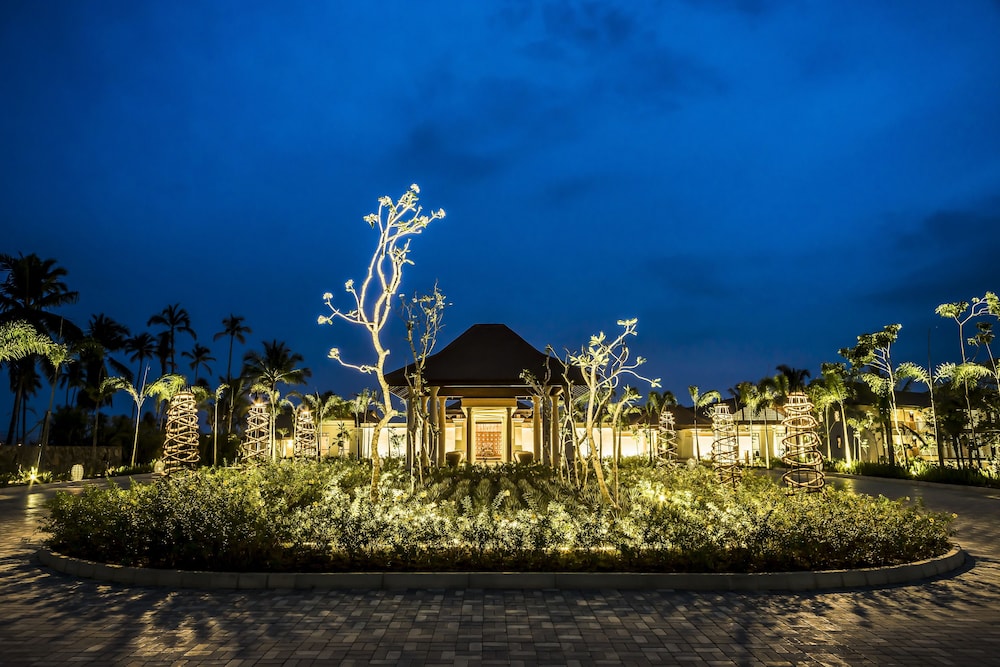 Anantara Peace Haven Tangalle Resort — Hotel building in Tangalle, Southern Province