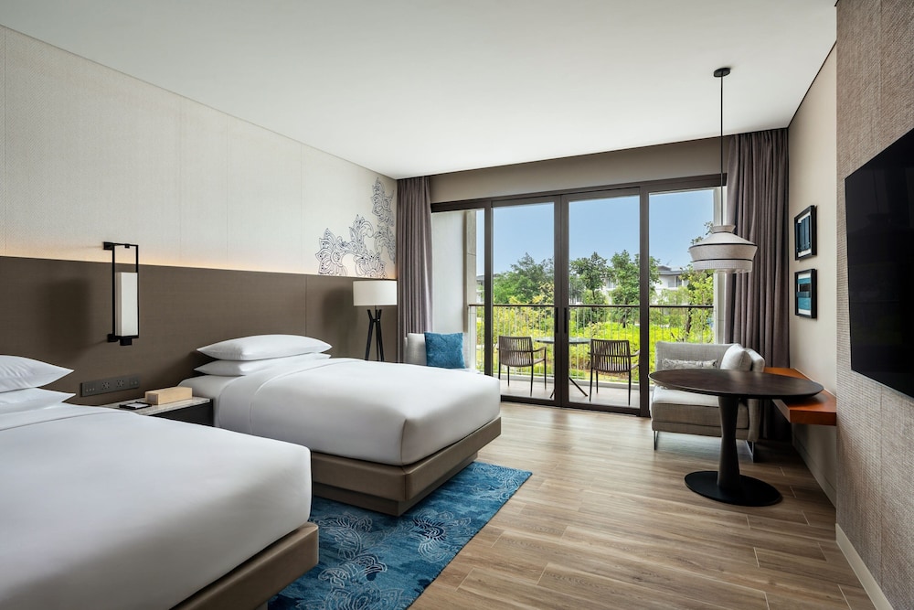 Khao Lak Marriott Beach Resort & Spa — Hotel rooms in Khao Lak, Phang Nga