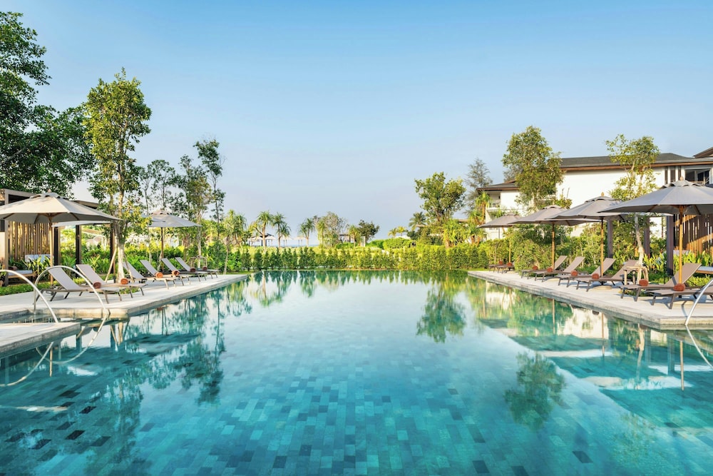 Khao Lak Marriott Beach Resort & Spa — Main photo in Khao Lak, Phang Nga
