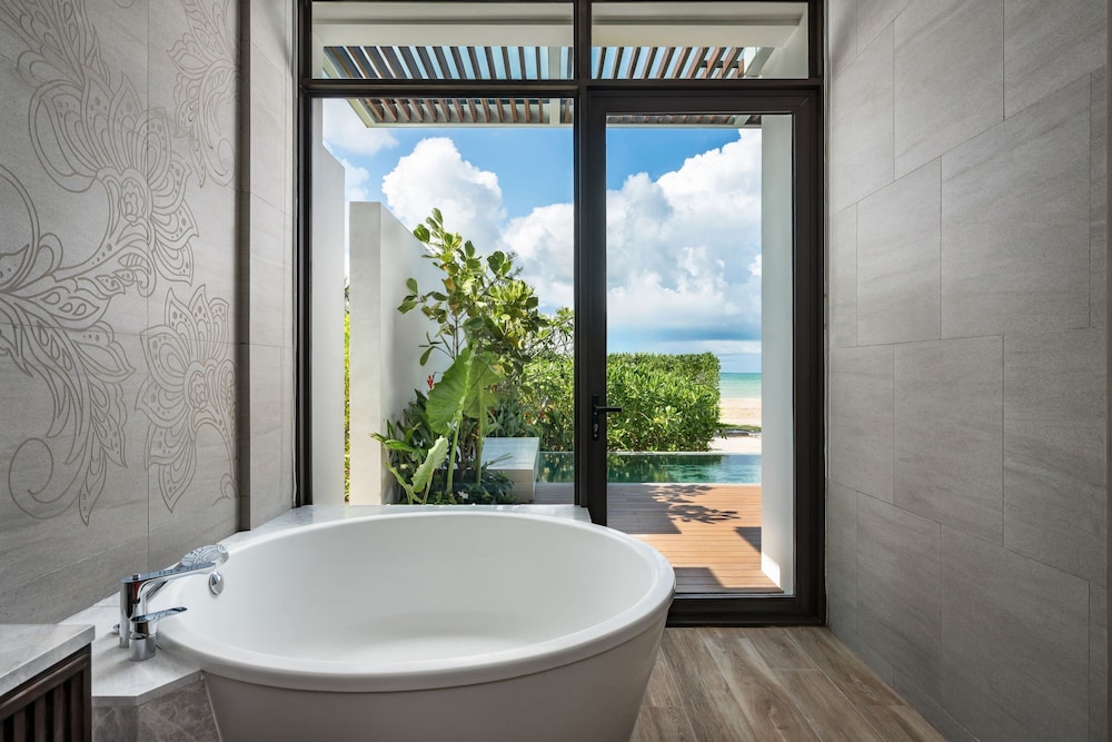 Khao Lak Marriott Beach Resort & Spa — Hotel rooms in Khao Lak, Phang Nga