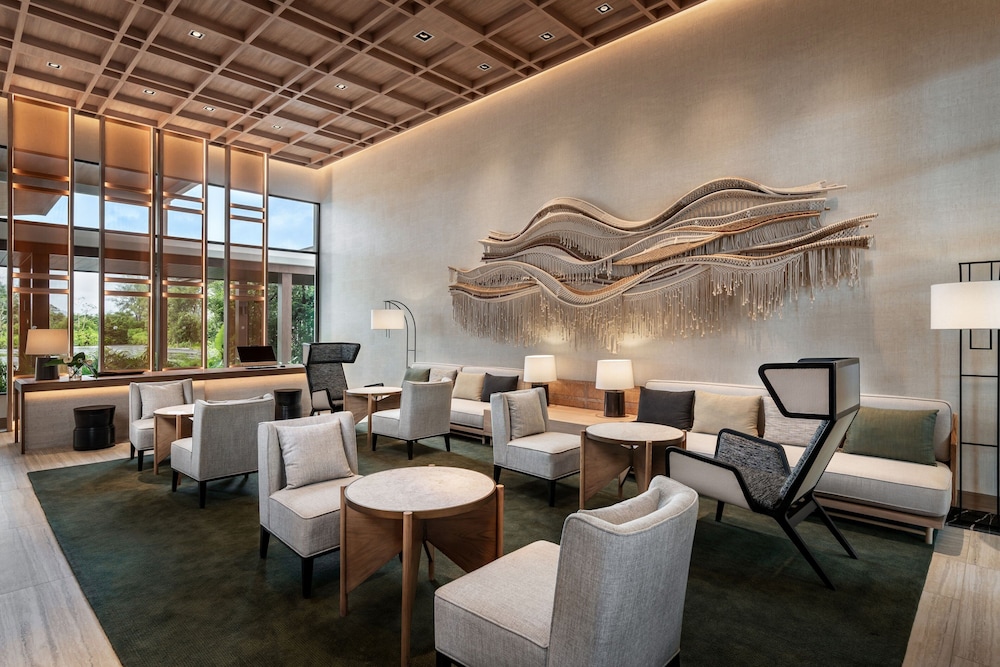 Khao Lak Marriott Beach Resort & Spa — Hotel building in Khao Lak, Phang Nga