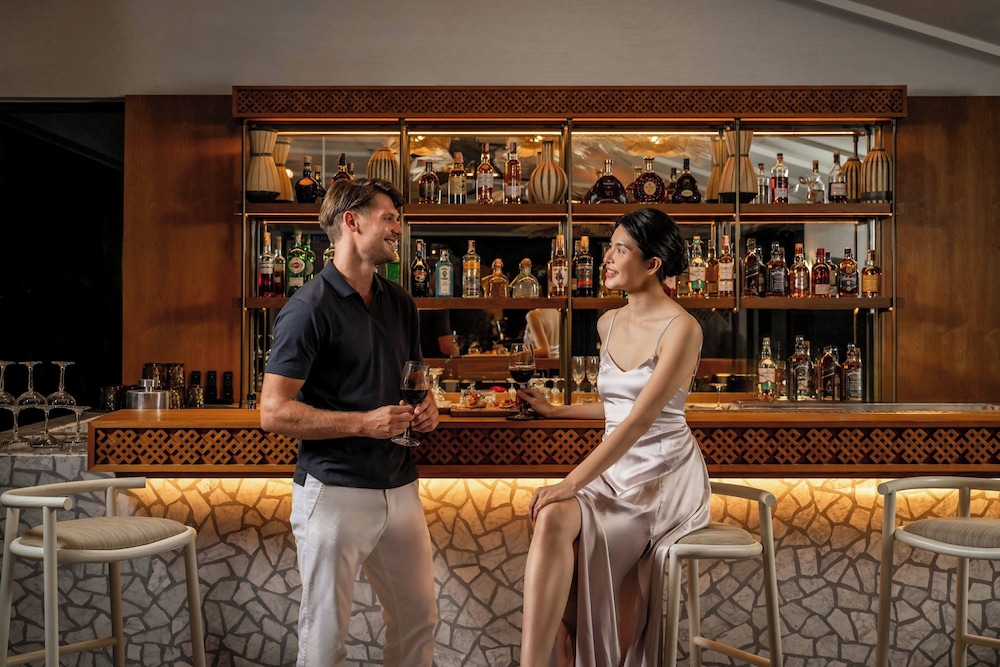 Khao Lak Marriott Beach Resort & Spa — Restaurant & bars in Khao Lak, Phang Nga