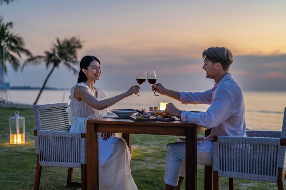 Khao Lak Marriott Beach Resort & Spa — Restaurant & bars in Khao Lak, Phang Nga