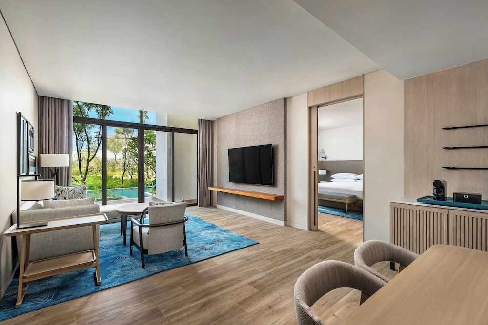 Khao Lak Marriott Beach Resort & Spa — Hotel rooms in Khao Lak, Phang Nga
