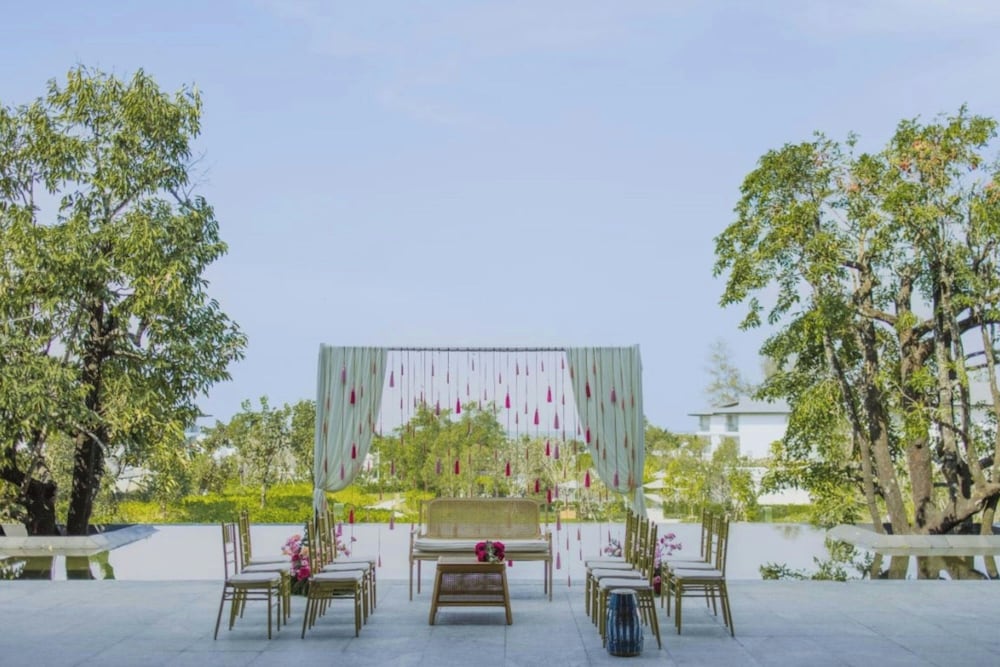 Khao Lak Marriott Beach Resort & Spa — Restaurant & bars in Khao Lak, Phang Nga