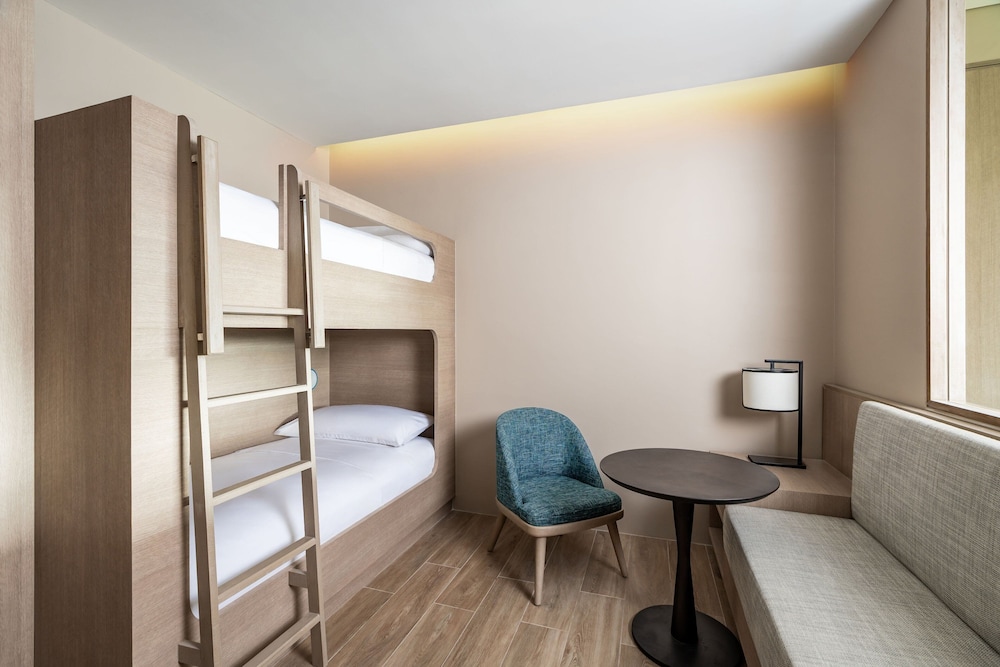 Khao Lak Marriott Beach Resort & Spa — Hotel rooms in Khao Lak, Phang Nga