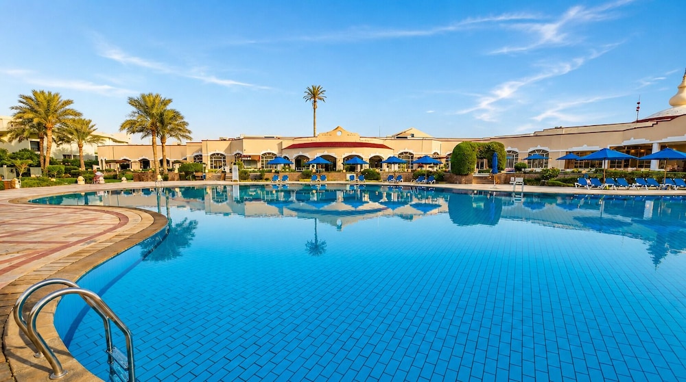 Royal Regency Club - Ultra All Inclusive — Swimming pool in Sharm El Sheikh, Red Sea