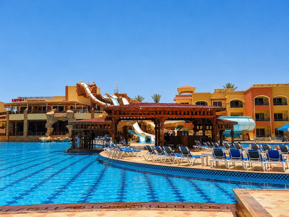 Royal Regency Club - Ultra All Inclusive — Swimming pool in Sharm El Sheikh, Red Sea