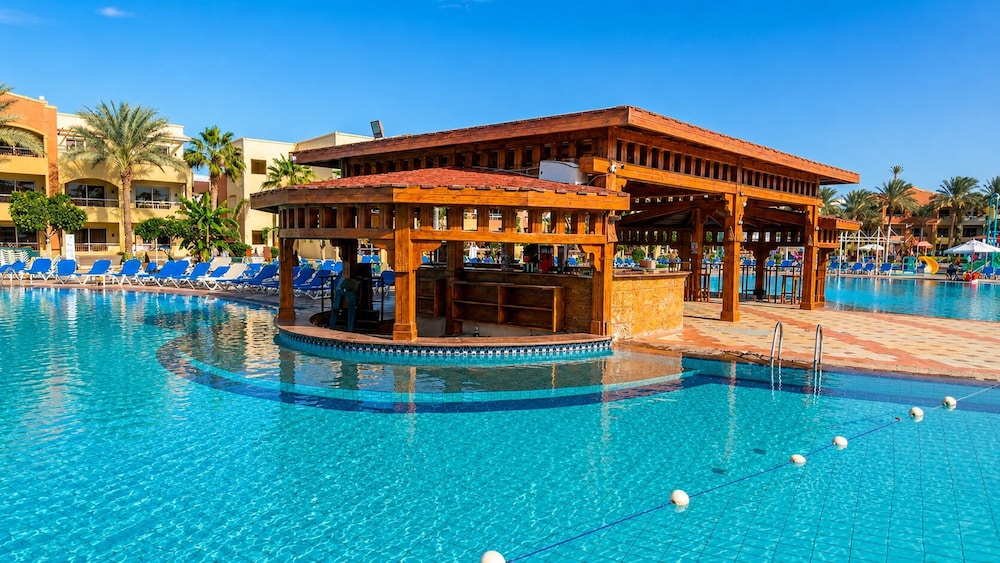 Royal Regency Club - Ultra All Inclusive — Swimming pool in Sharm El Sheikh, Red Sea