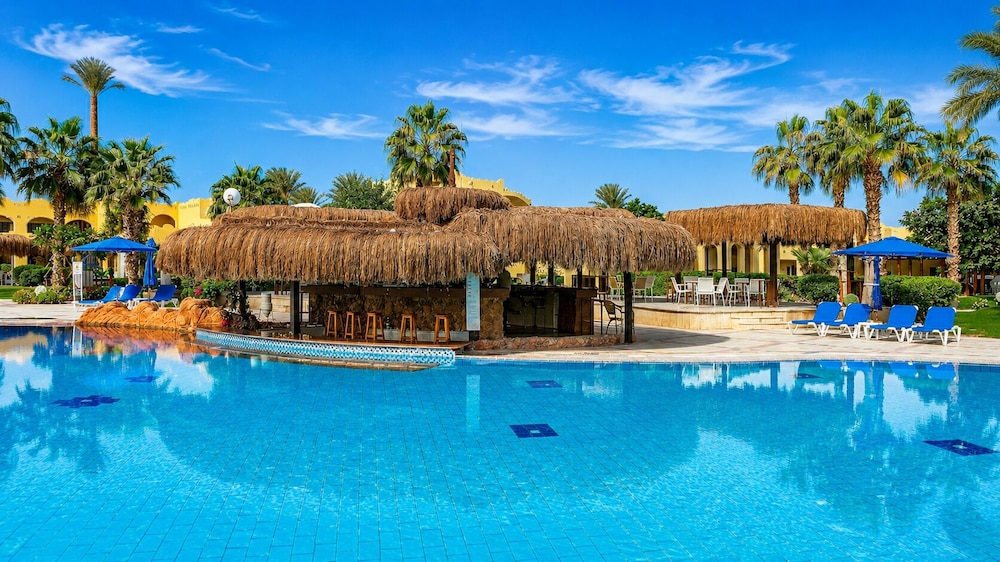 Royal Regency Club - Ultra All Inclusive — Swimming pool in Sharm El Sheikh, Red Sea