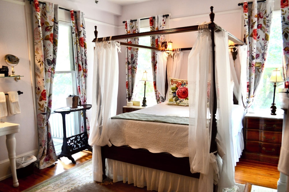 Hoyt House Amelia Island — Hotel rooms in Amelia Island, Florida