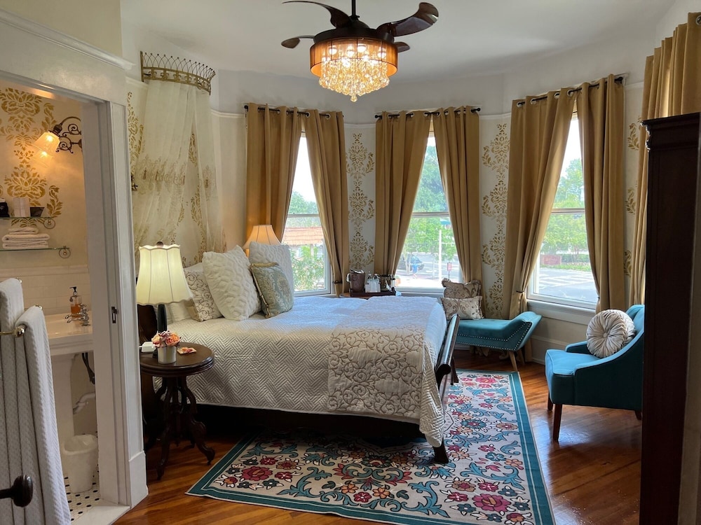 Hoyt House Amelia Island — Hotel rooms in Amelia Island, Florida