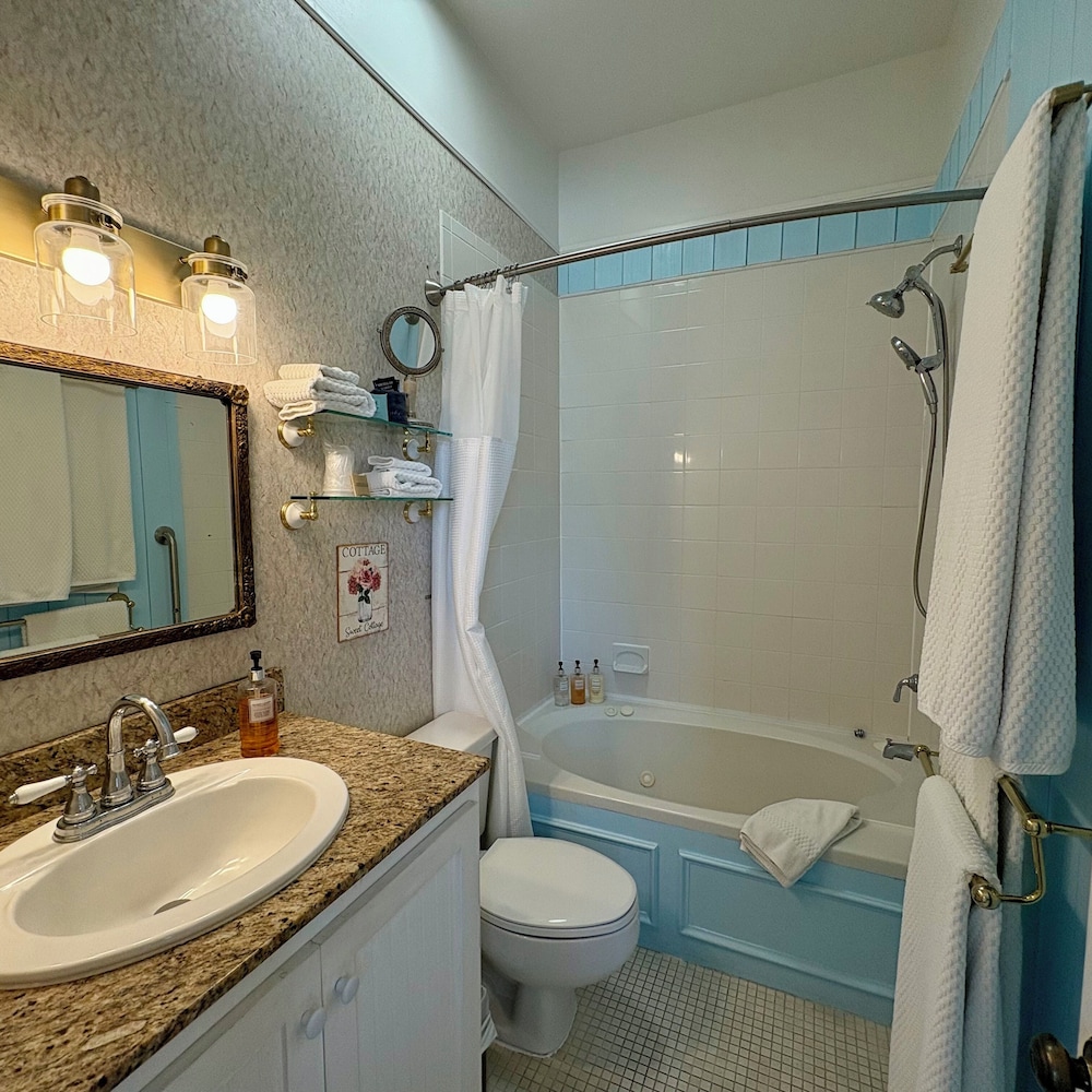 Hoyt House Amelia Island — Hotel rooms in Amelia Island, Florida