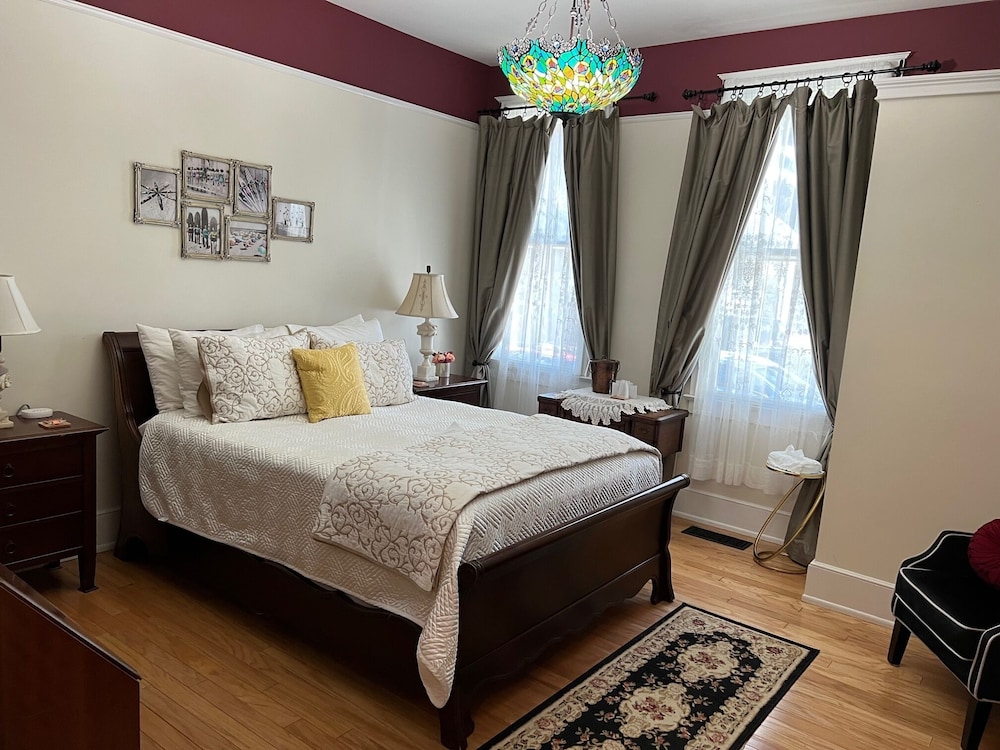 Hoyt House Amelia Island — Hotel rooms in Amelia Island, Florida