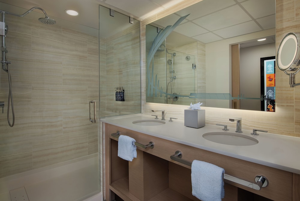 Disney's Contemporary Resort — Hotel rooms in Walt Disney World Resort