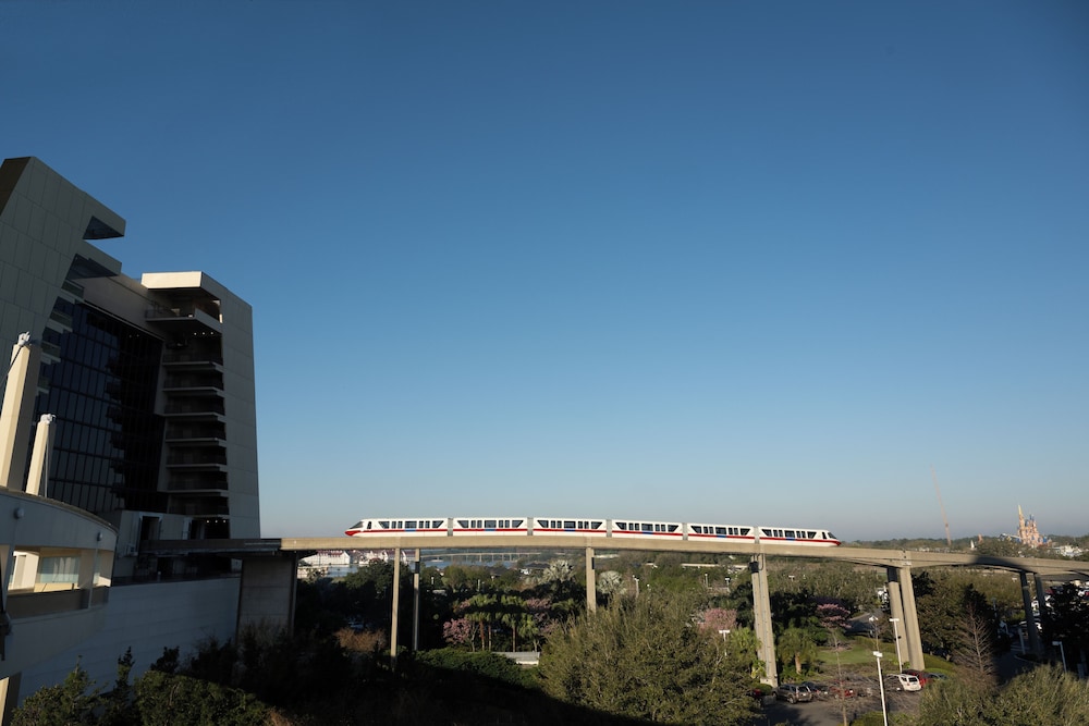 Disney's Contemporary Resort — Hotel building in Walt Disney World Resort