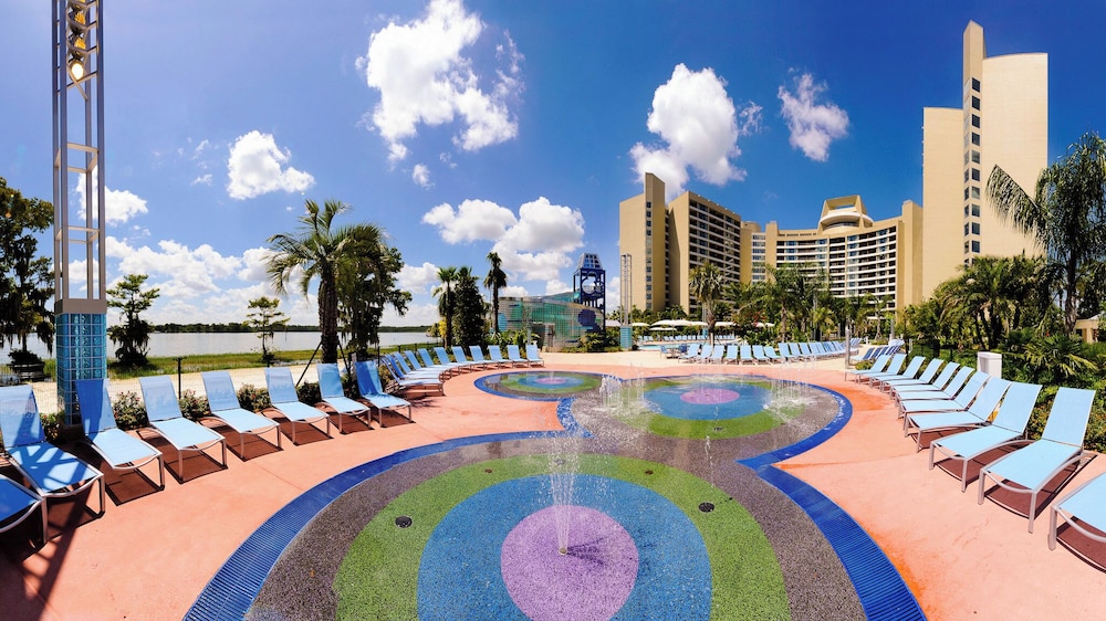 Disney's Contemporary Resort — Attractions for children in Walt Disney World Resort