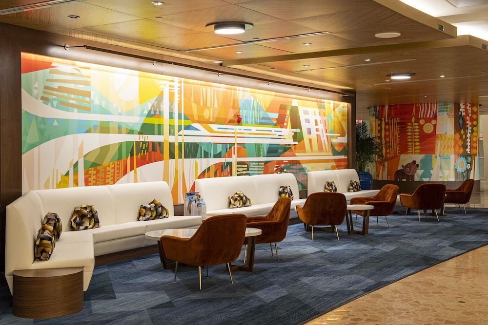 Disney's Contemporary Resort — Restaurant & bars in Walt Disney World Resort