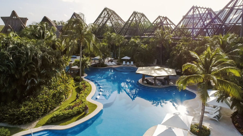 Jungala Hotel at VidantaWorld Riviera Maya — Swimming pool in Playa del Carmen, Quintana Roo