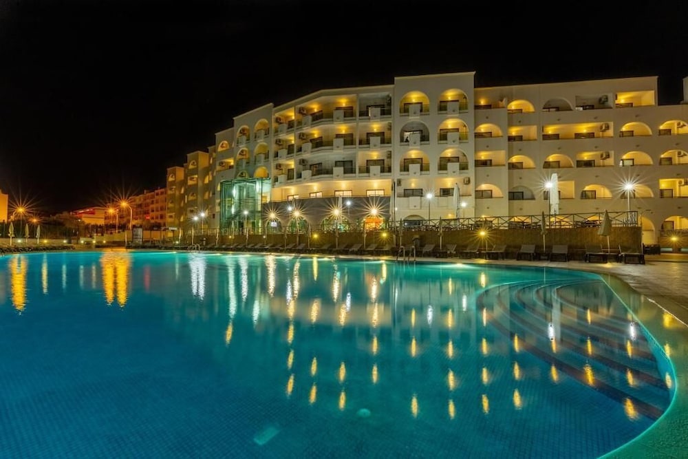 The Navigator - Solaqua — Swimming pool in Albufeira, Faro