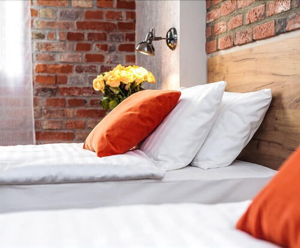 Art & Garden Residence — Hotel rooms in Krakow, Lesser Poland
