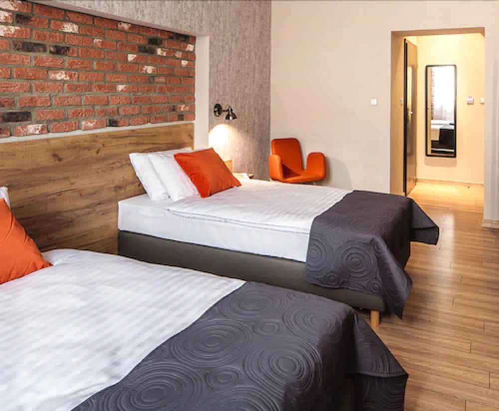 Art & Garden Residence — Hotel rooms in Krakow, Lesser Poland