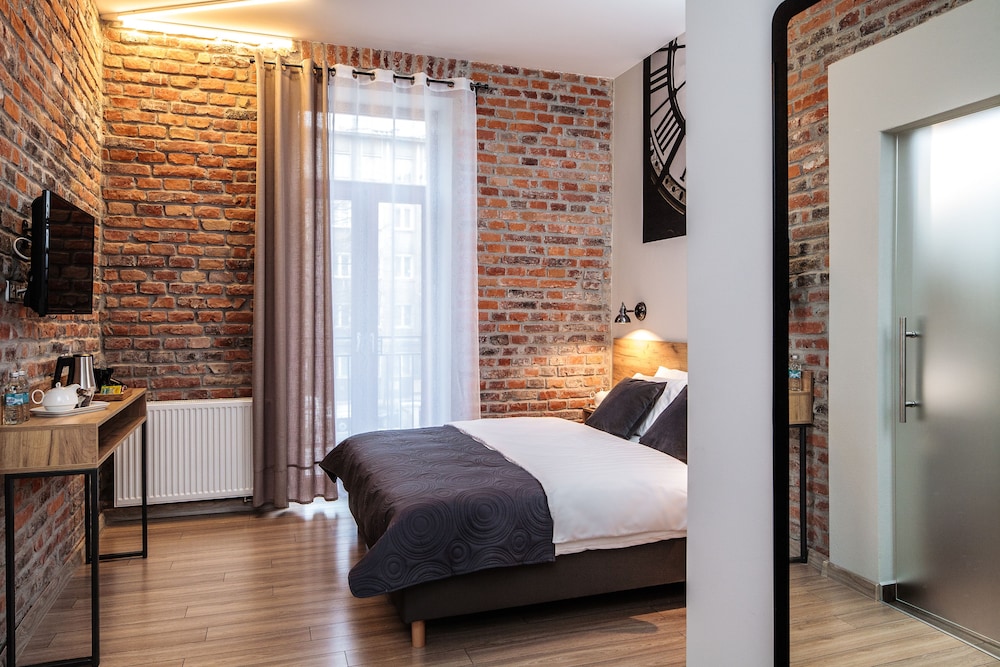 Art & Garden Residence — Hotel rooms in Krakow, Lesser Poland