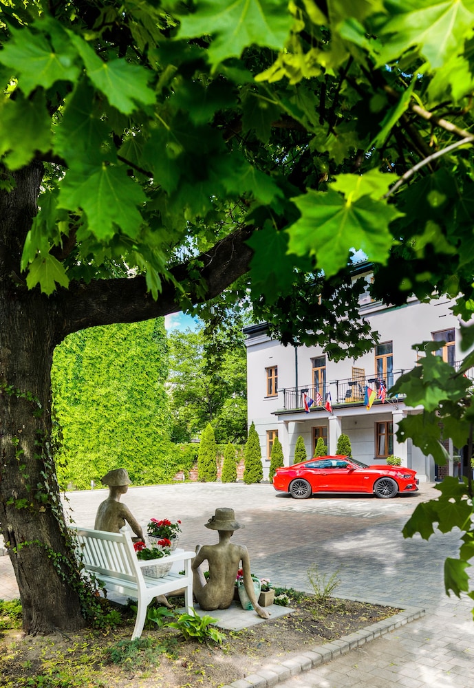 Art & Garden Residence — Hotel building in Krakow, Lesser Poland