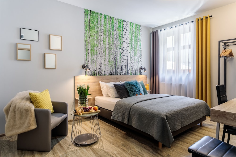 Art & Garden Residence — Hotel rooms in Krakow, Lesser Poland