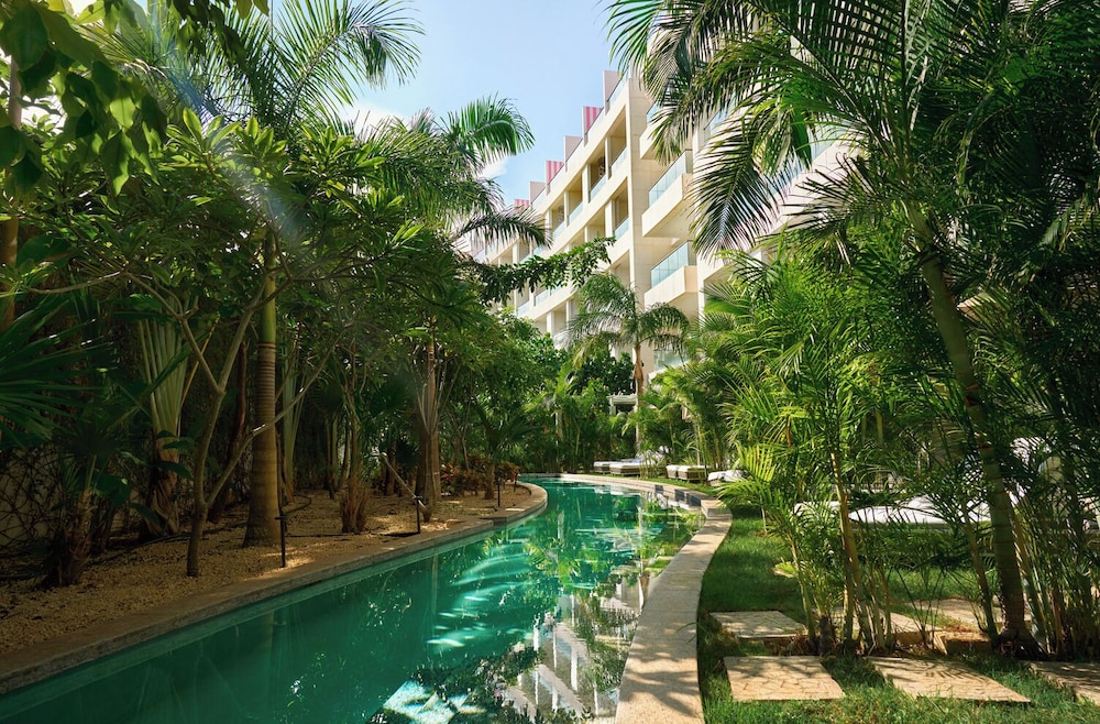 SLS Playa Mujeres – ALL Inclusive Collection — Swimming pool in Playa Mujeres, Quintana Roo