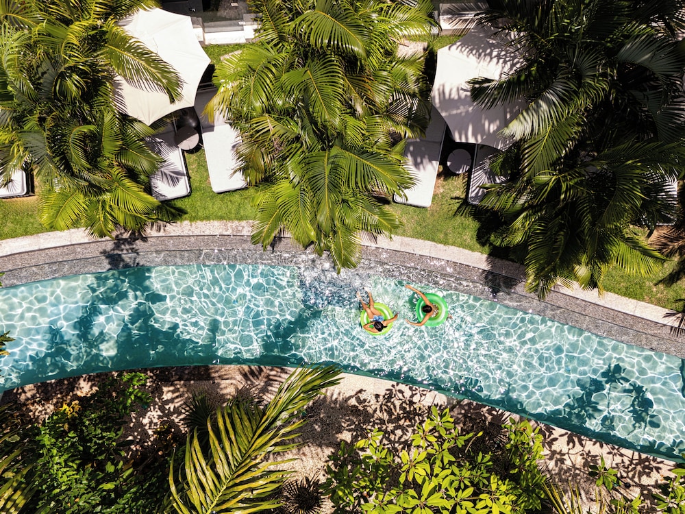 SLS Playa Mujeres – ALL Inclusive Collection — Swimming pool in Playa Mujeres, Quintana Roo