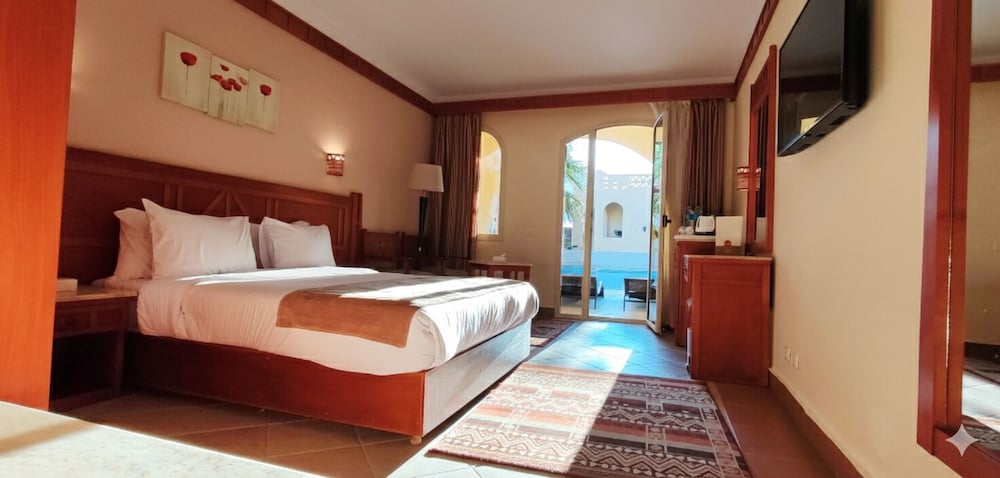 Romance Regency Club Adult Only (+16) - Ultra All Inclusive — Hotel rooms in Sharm El Sheikh, South Sinai